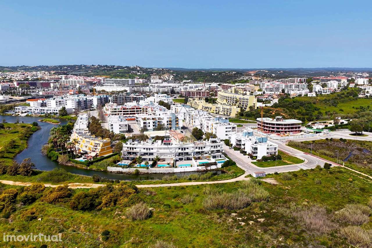 Apartamento T3 Novo com Piscina e Vista Mar situado em Lagos, Meia Pra - Grande imagem: 4/20