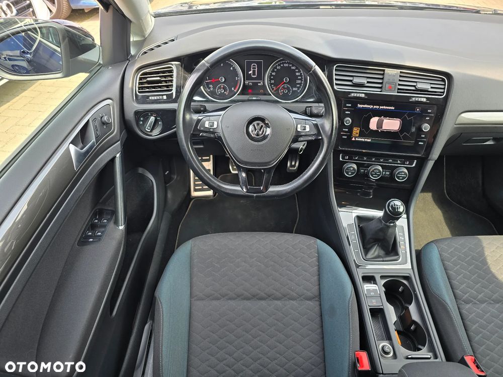 Volkswagen Golf - 7