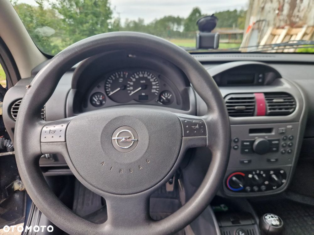 Opel Corsa - 11