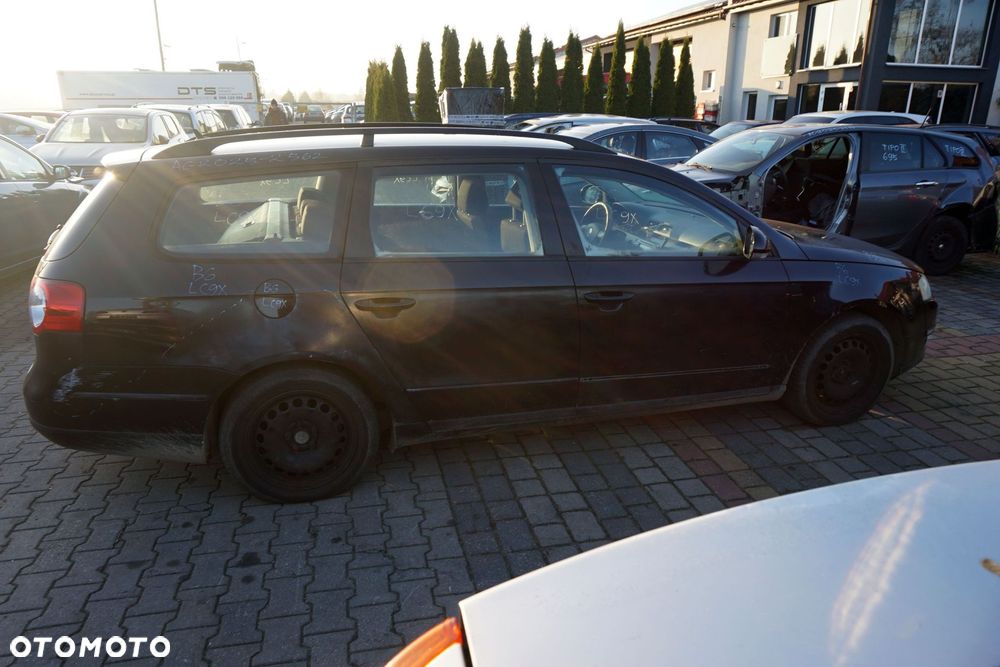 VOLKSWAGEN PASSAT B6 KOMBI 2006 LC9X 1.9 TDI BLS 105KM HVN CZARNY na części - 6