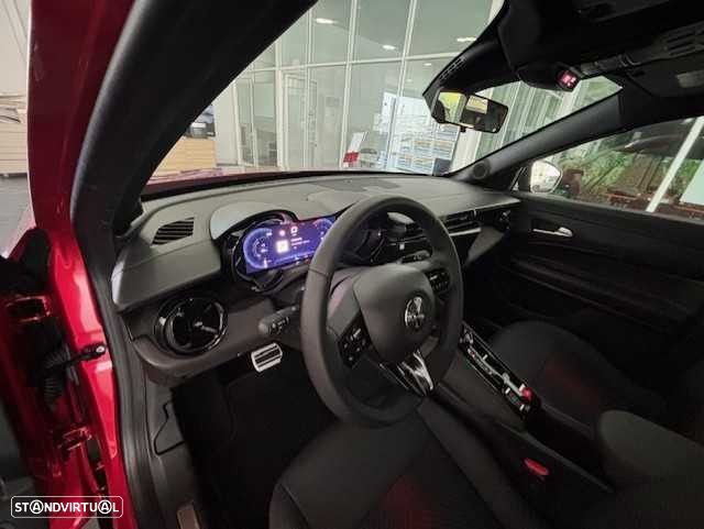 Alfa Romeo Junior 1.2 eDCT6 - 14