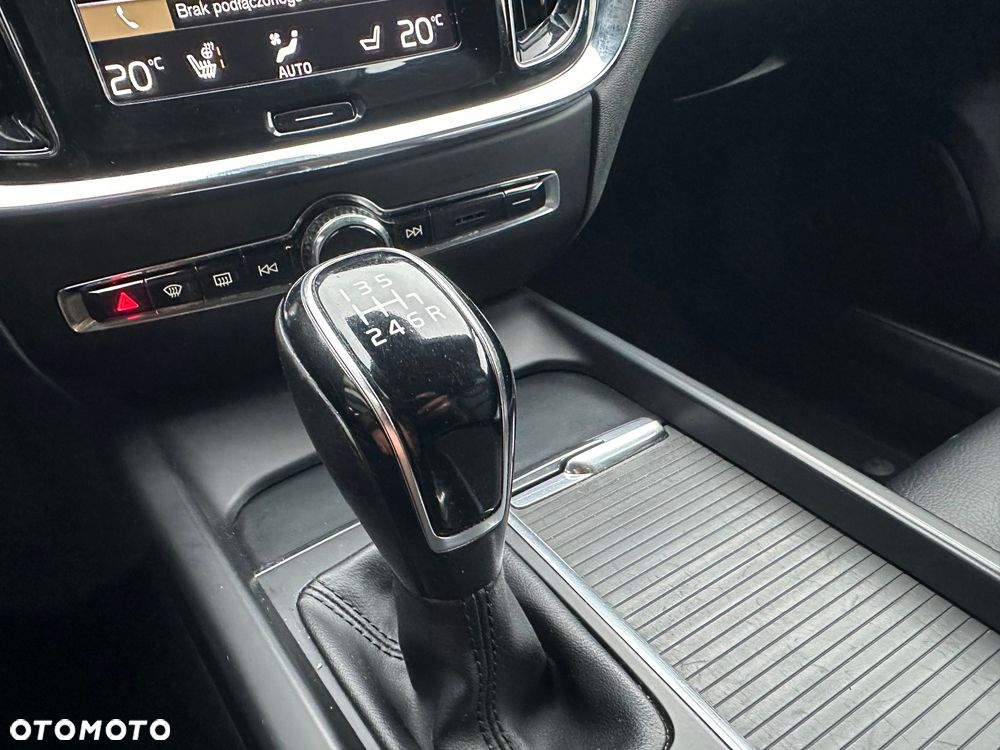 Volvo V60 D3 Summum - 18