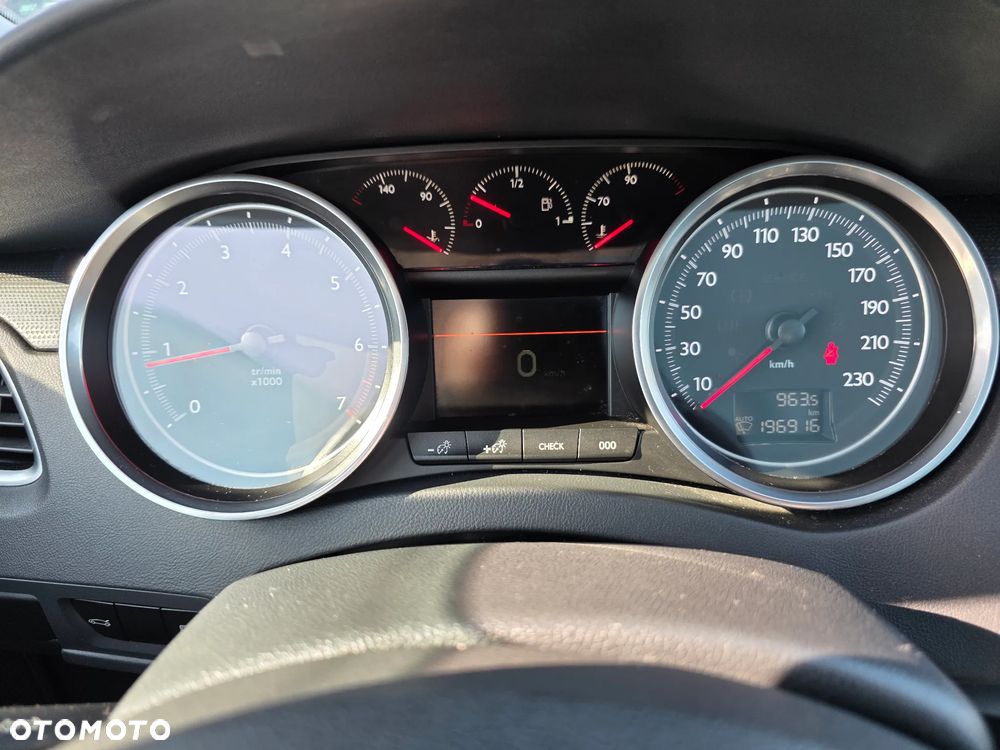 Peugeot 508 1.6 T Active - 21