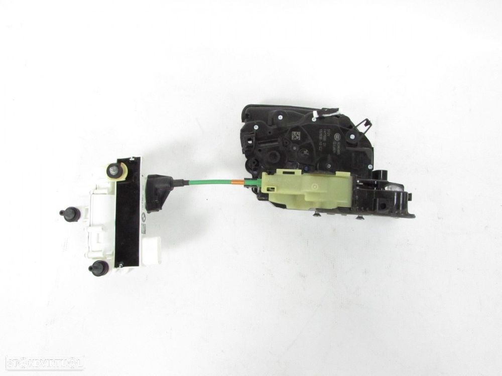 Fecho da porta Esquerdo/Frente Seminovo/ Original BMW 5 (G30, F90)/BMW 5 Touring... - 1