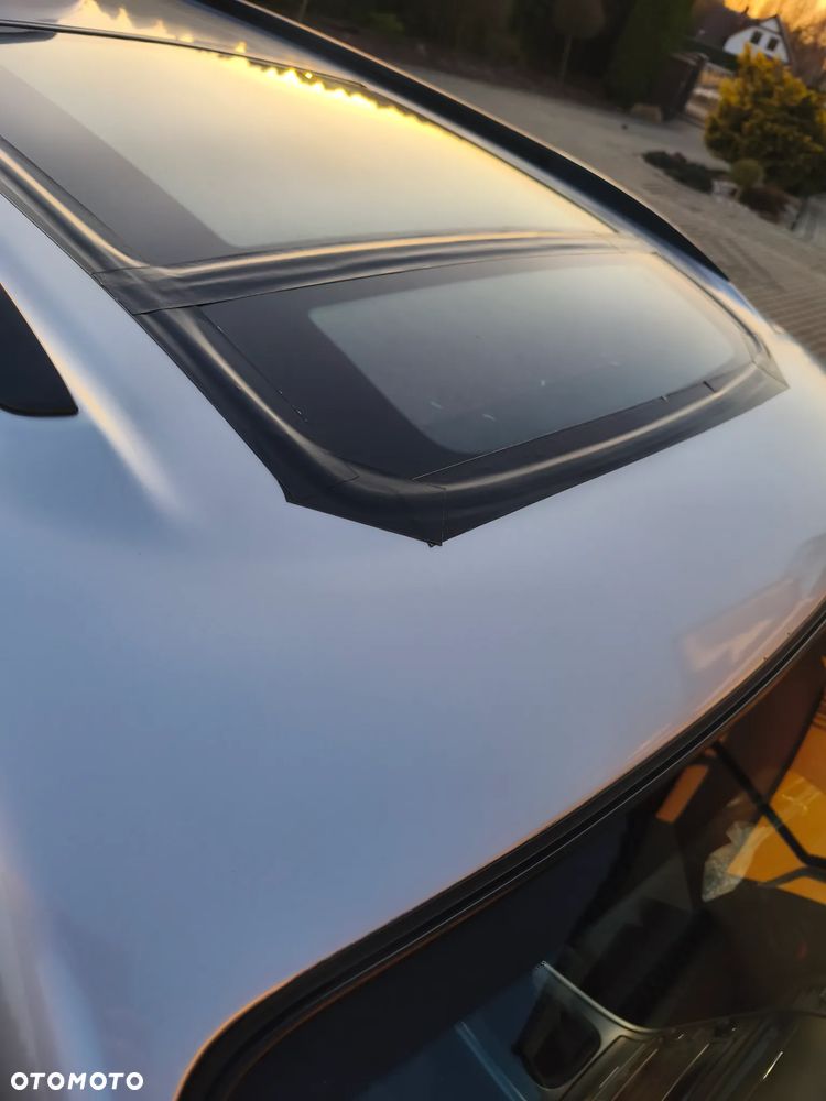 Subaru Outback 2.5i MT - 19