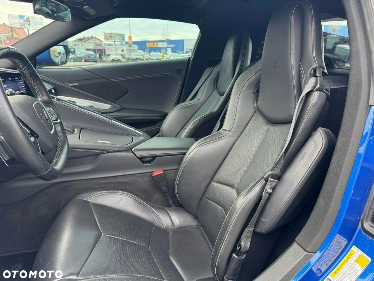 Chevrolet Corvette - 24