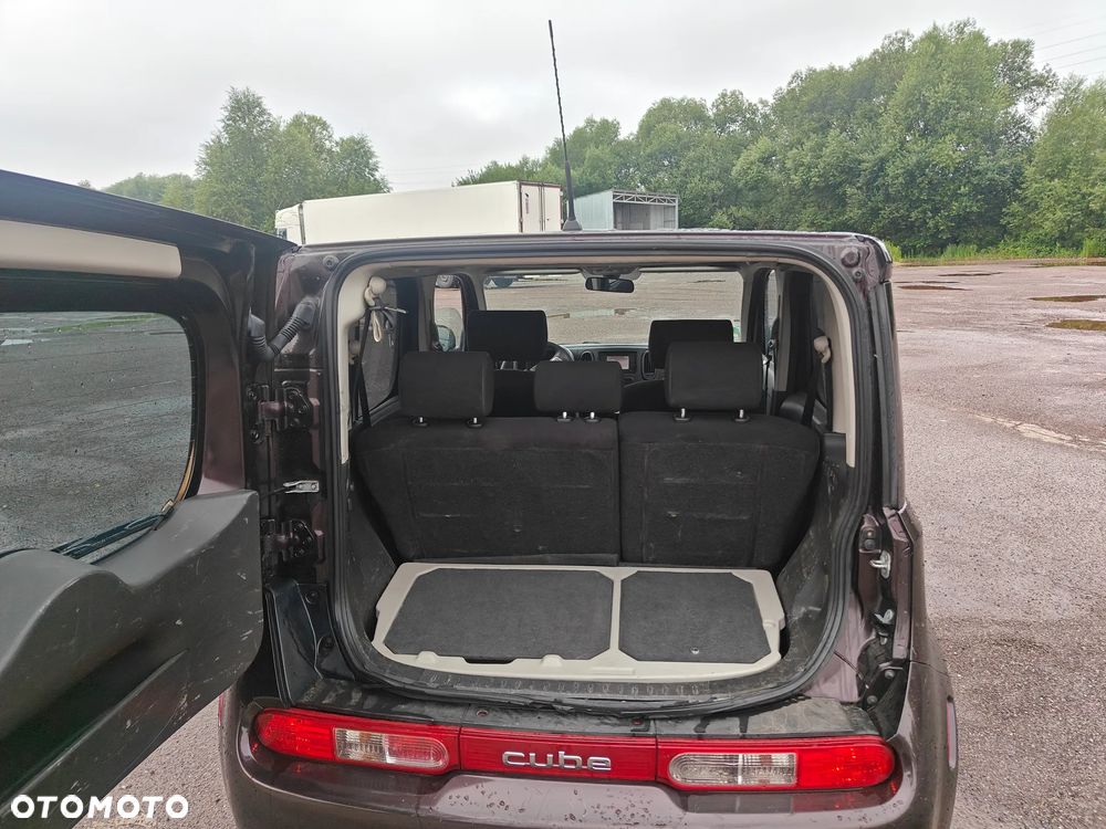 Nissan Cube - 8