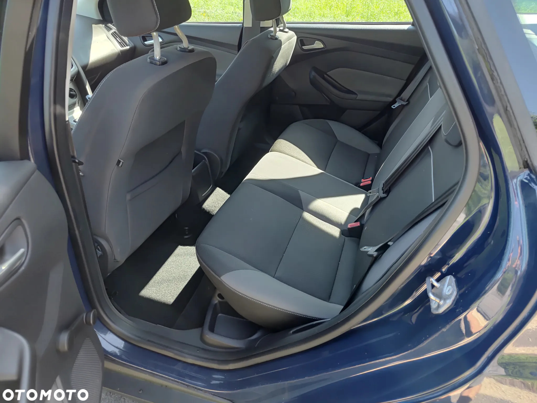 Ford Focus 1.6 Ambiente - 14