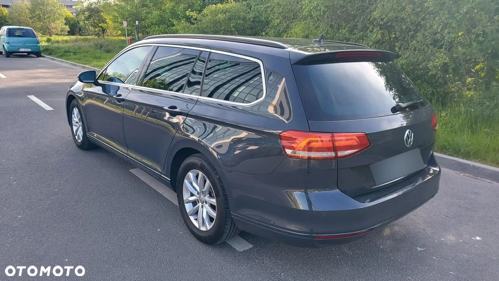 Volkswagen Passat 1.6 TDI (BlueMotion Technology) DSG Comfortline - 3
