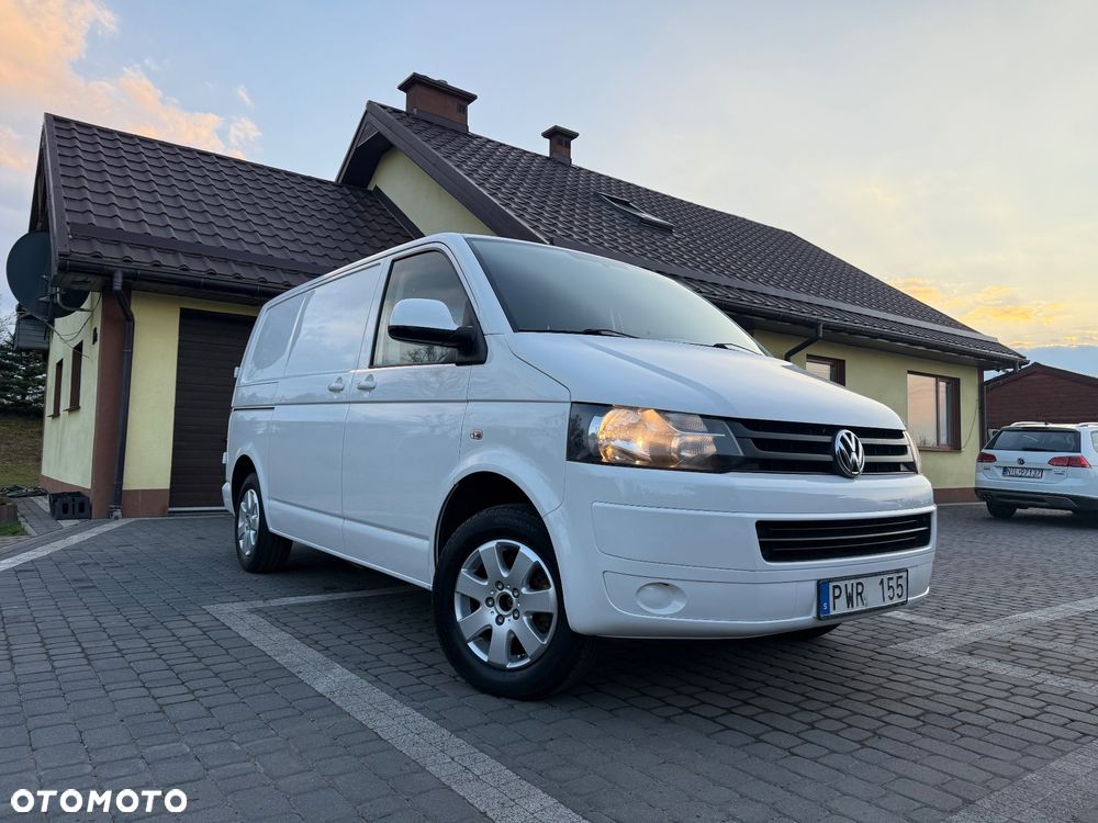 Volkswagen Transporter - 2