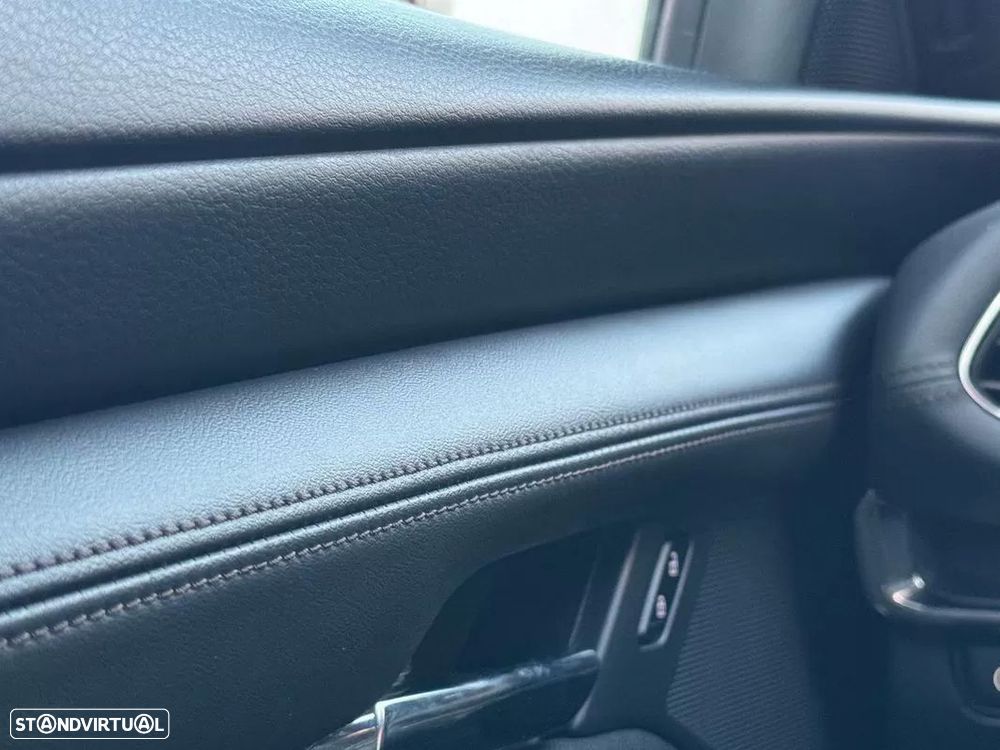 Mazda 3 Hatchback — fotografia 28