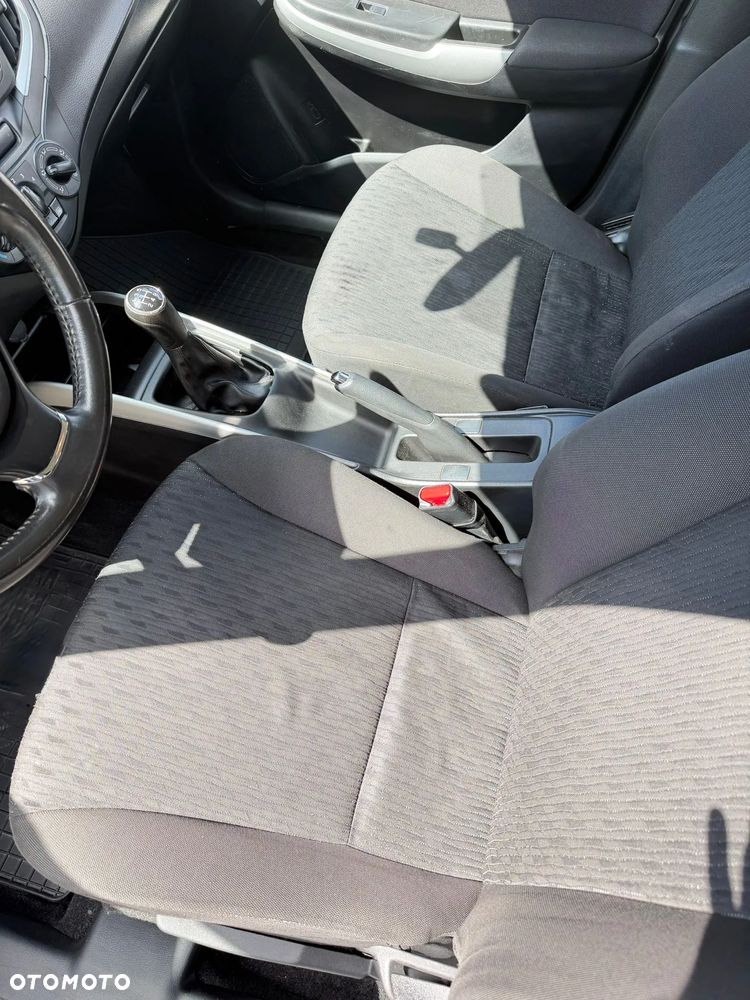Suzuki Baleno - 15