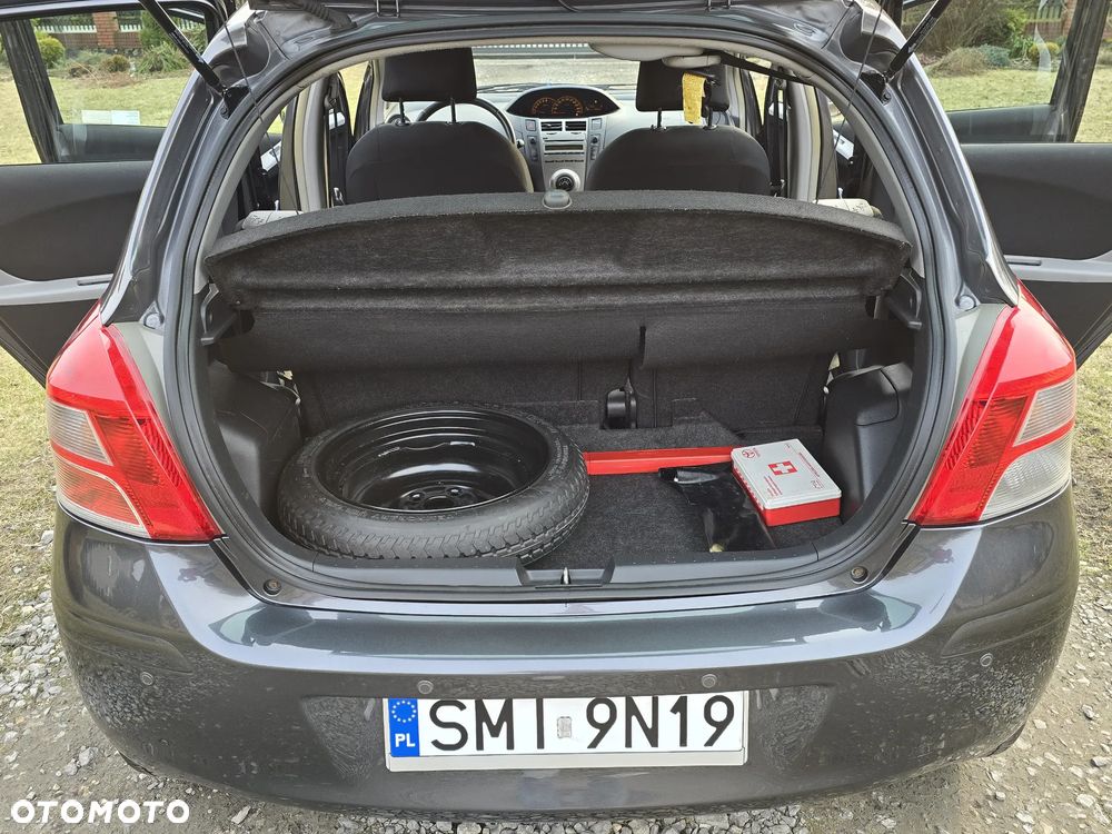 Toyota Yaris 1.33 Luna - 22