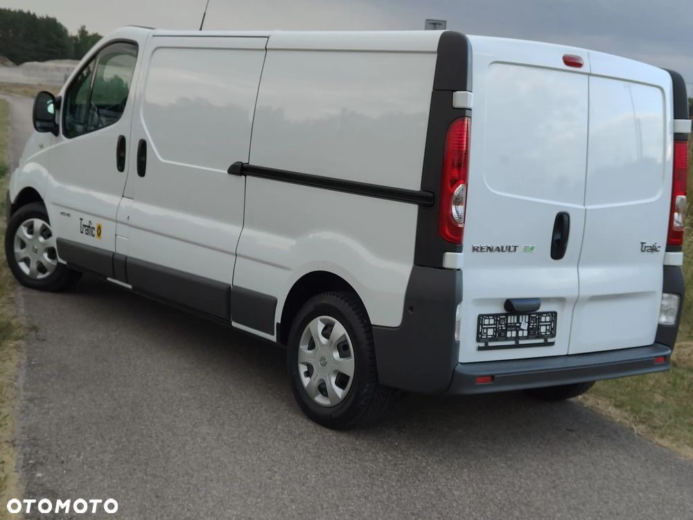 Renault Trafic - 6