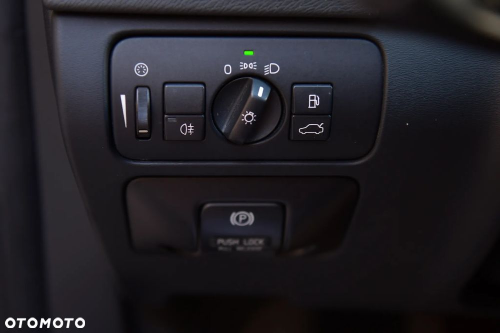 Volvo S60 D3 Momentum - 29