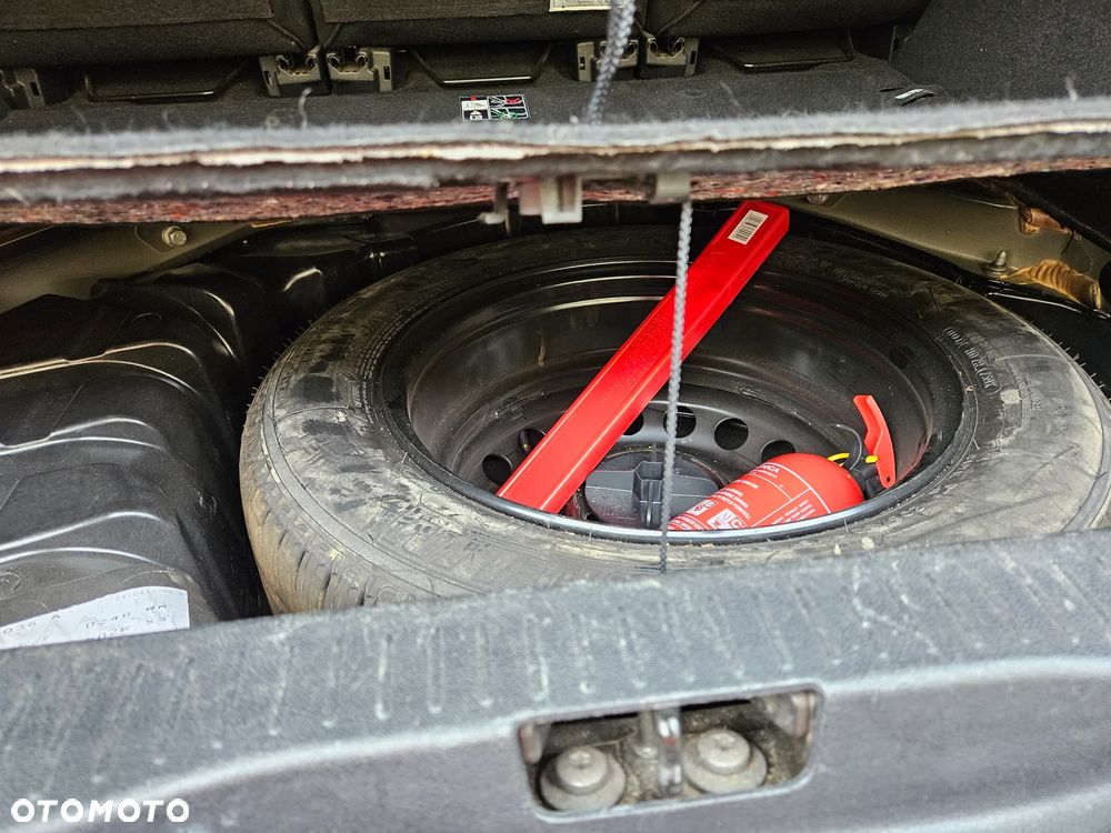 Renault Scenic 1.6 dCi Energy Bose Edition S&S - 18