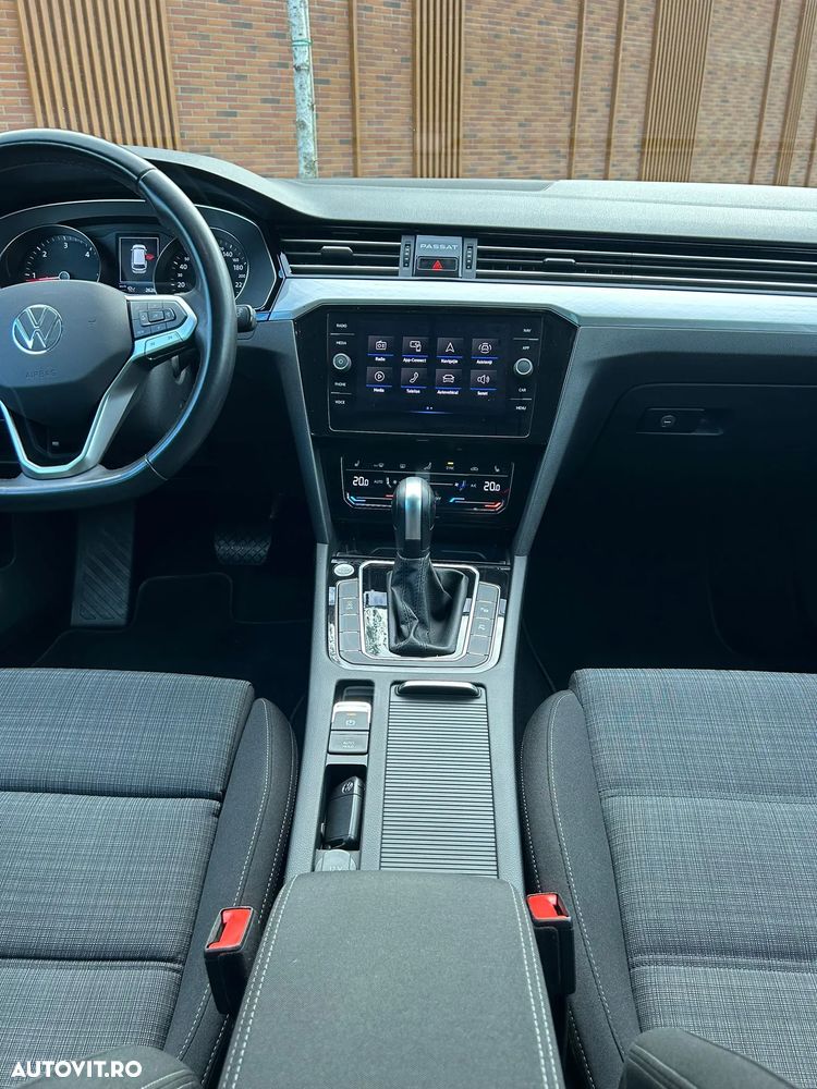 Volkswagen Passat Variant 2.0 TDI DSG Business - 14