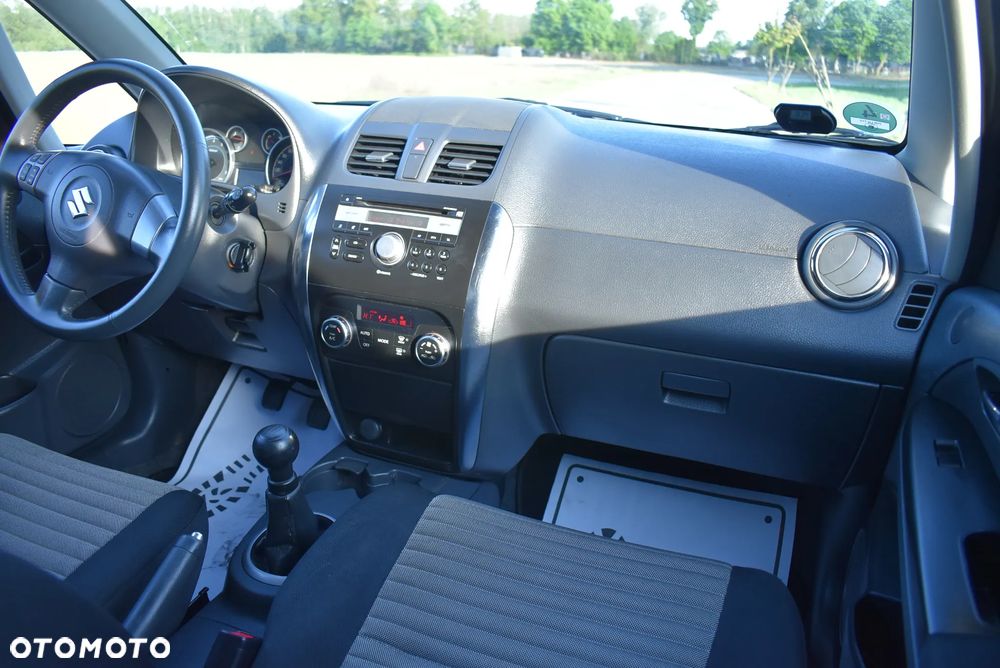 Suzuki SX4 1.6 VVT 4x2 Limited - 28