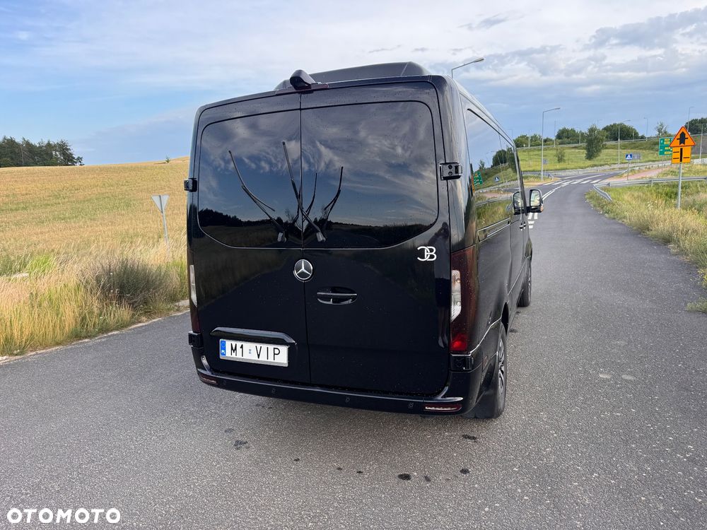 Mercedes-Benz Sprinter - 7