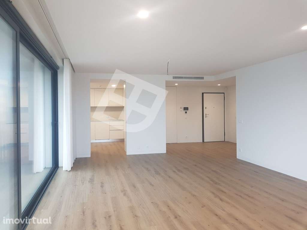 Apartamento T3 Novo - Vista Cais da Fonte Nova - Grande imagem: 2/30