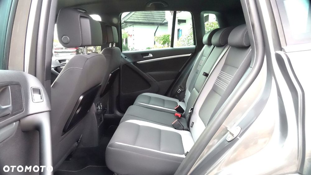 Volkswagen Tiguan - 26