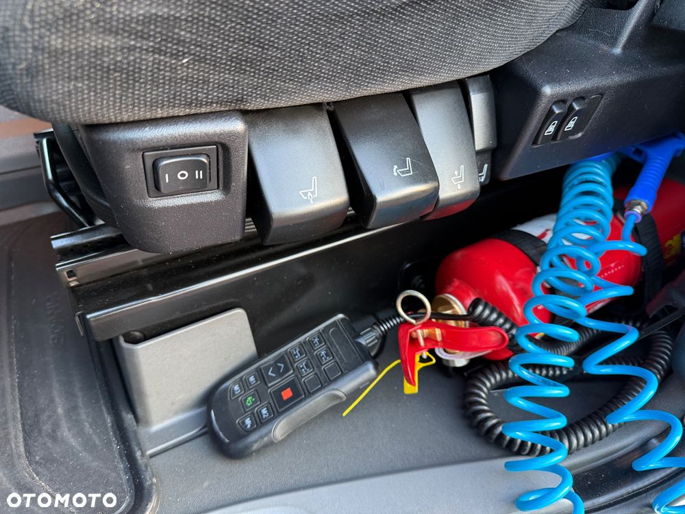 Scania R 500 *FULL LED* CAŁA NA PODUCHACH*OPONY 100%* NOEW SPRZĘGŁO* KLIMA POSTOJOWA* LODÓWKA* NAVI* Z Francji - 19