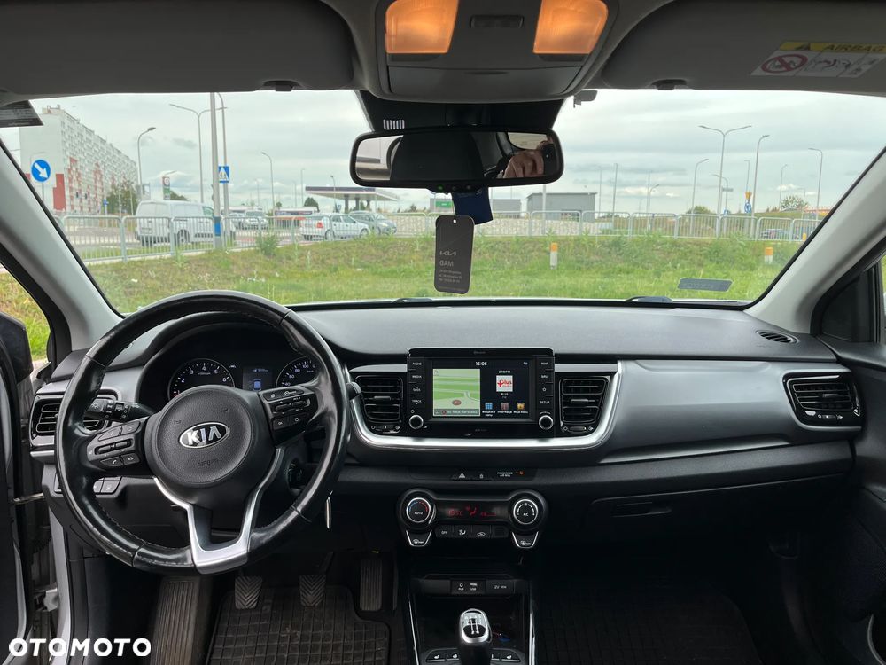 Kia Stonic 1.0 T-GDI L - 12