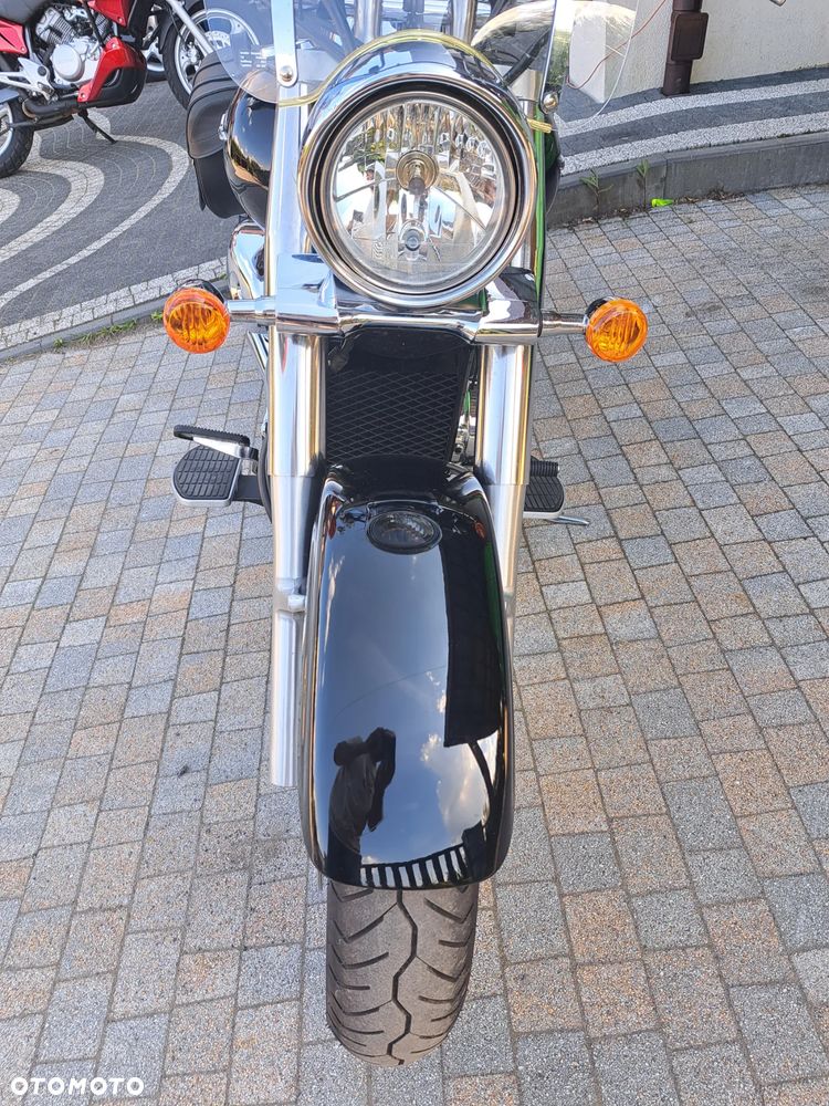 Suzuki Intruder - 6