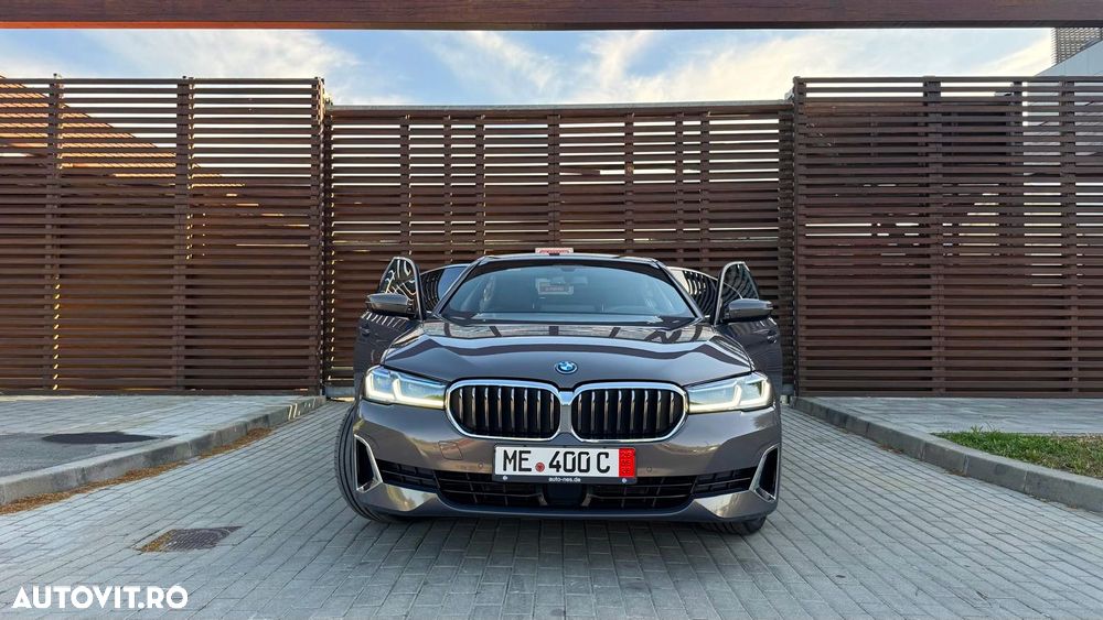 BMW Seria 5 530e xDrive Aut. Luxury Line - 3