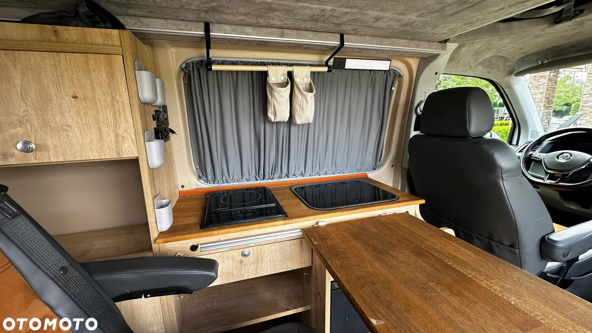 Volkswagen T6 Kampingowy - 15