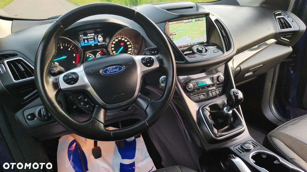 Ford Kuga 2.0 TDCi 4x4 Individual - 23