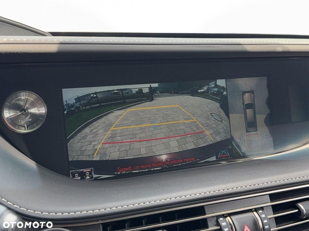 Lexus LS - 21