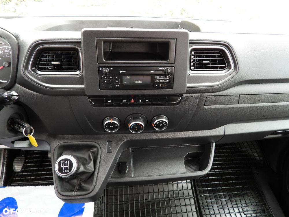 Renault MASTER FURGON BRYGADÓWKA 7 MIEJSC LEDY KLIMATYZACJA  135KM - 30
