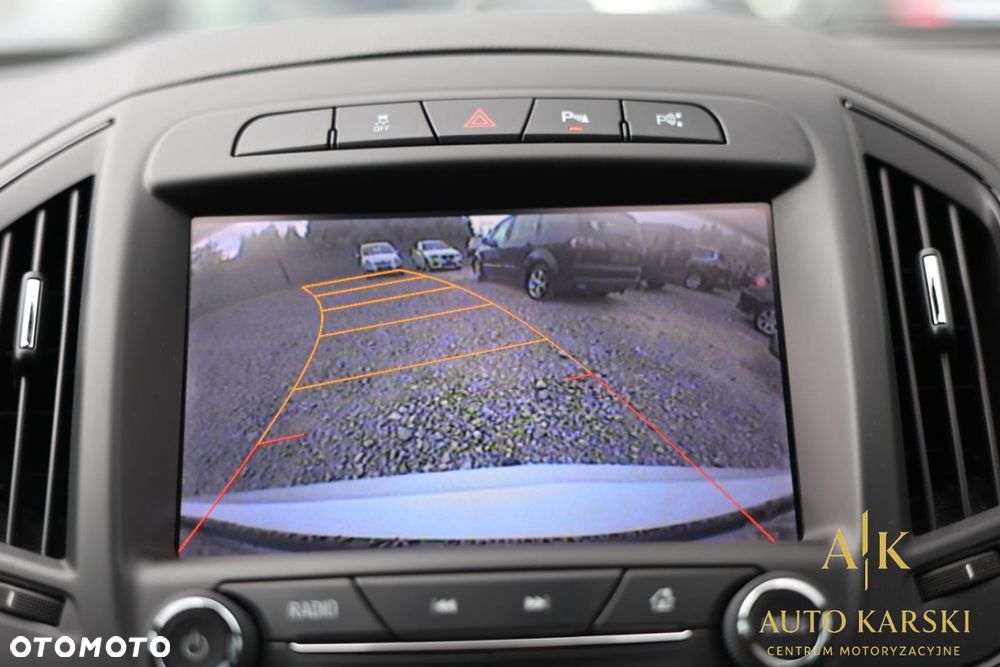 Opel Insignia - 36