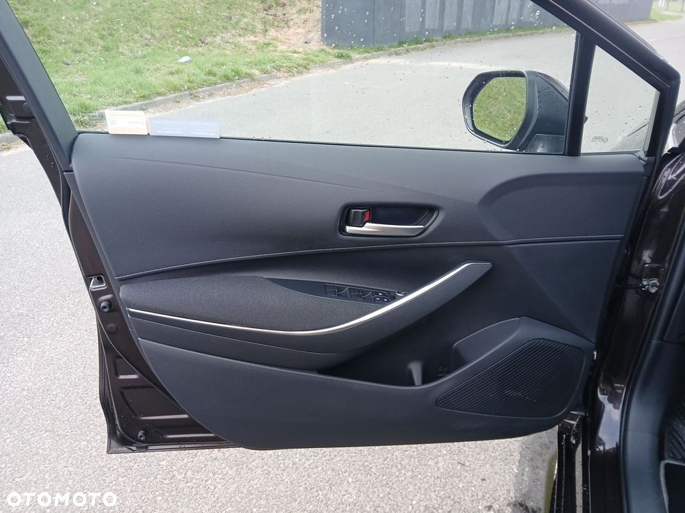 Toyota Corolla 1.8 Hybrid Comfort - 41