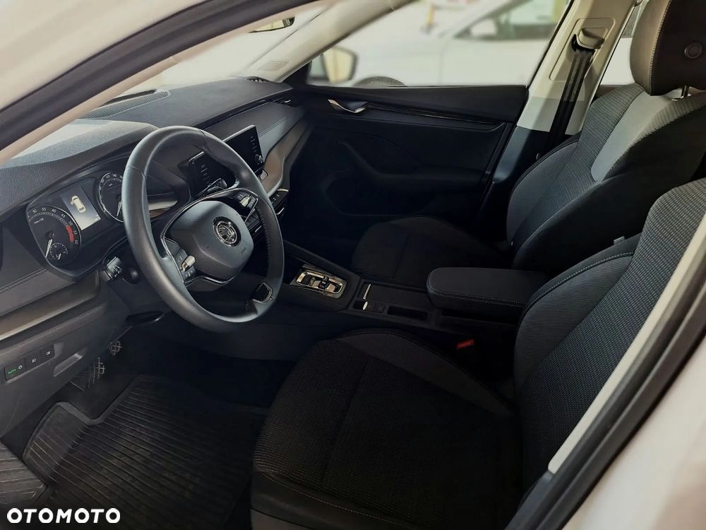 Skoda Octavia 2.0 TDI Ambition DSG - 5