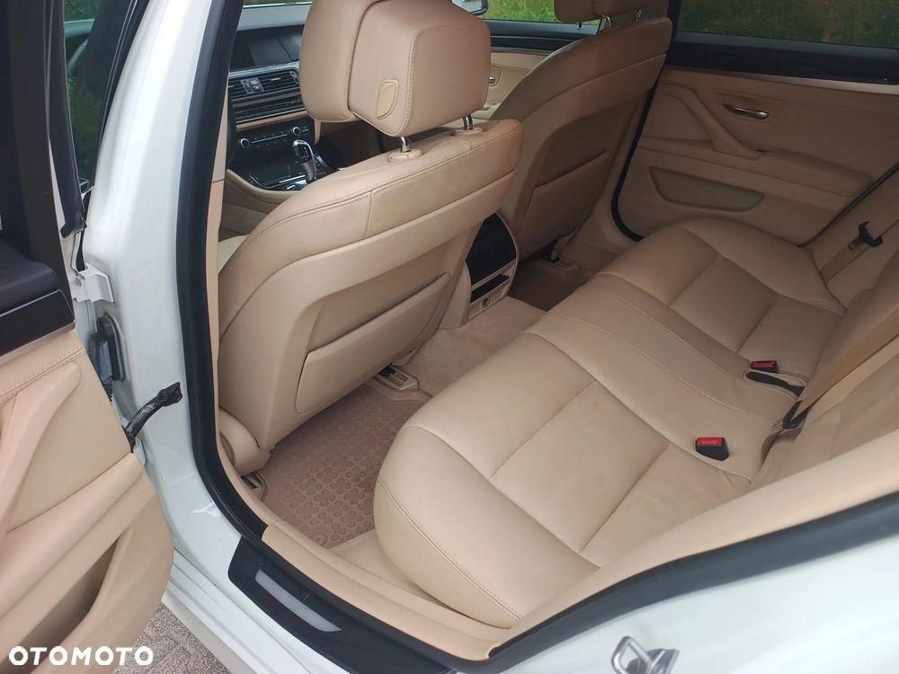 BMW Seria 5 520d xDrive Luxury Line - 20