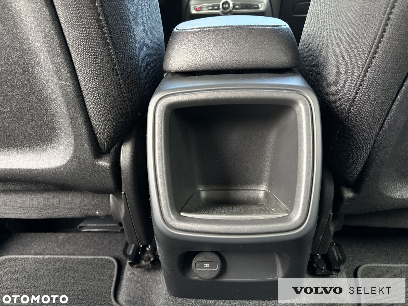 Volvo XC 40 - 20