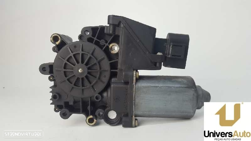 MOTOR ELEVADOR FRENTE ESQUERDO AUDI A4 BERLINA (B5) 1.9 TDI - 4