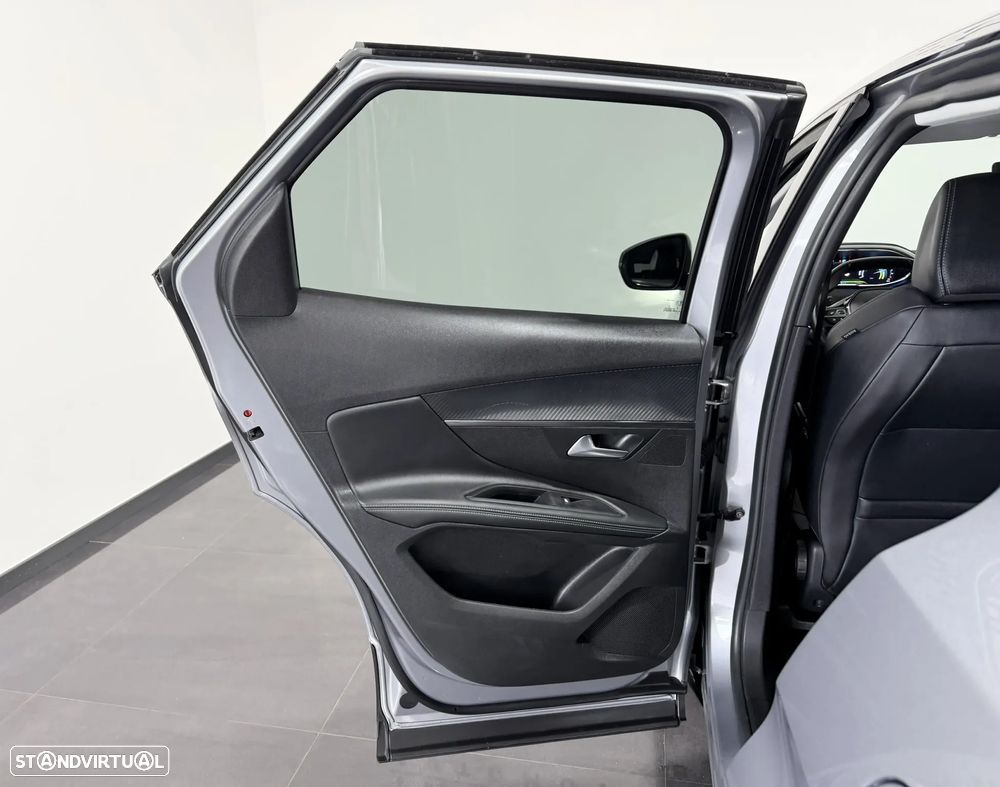 Peugeot 3008 1.6 Hybrid Allure e-EAT8 - 43