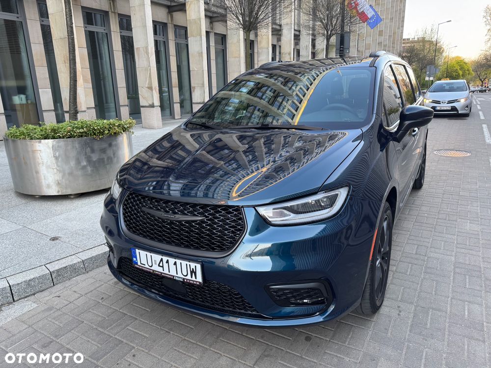 Chrysler Pacifica - 19