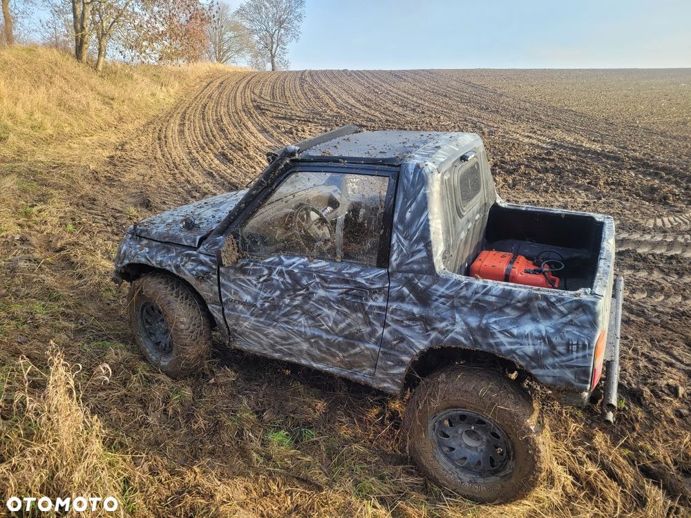 Suzuki Vitara - 3