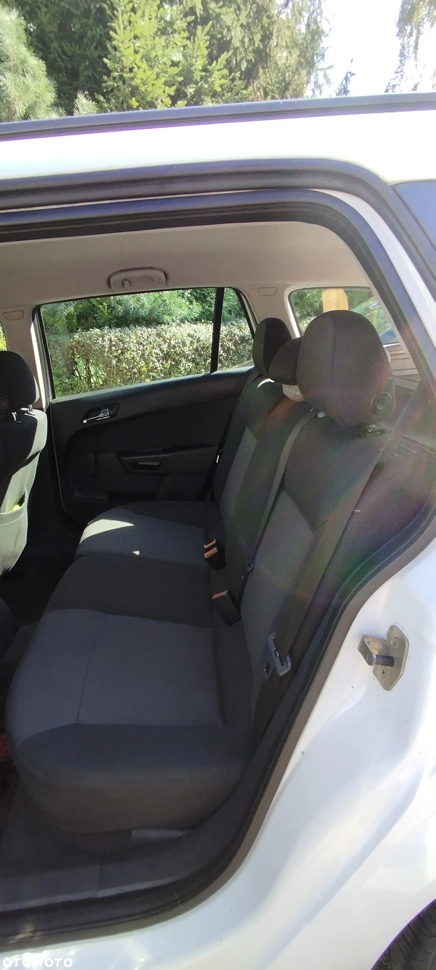 Opel Astra III 1.7 CDTI Essentia - 7