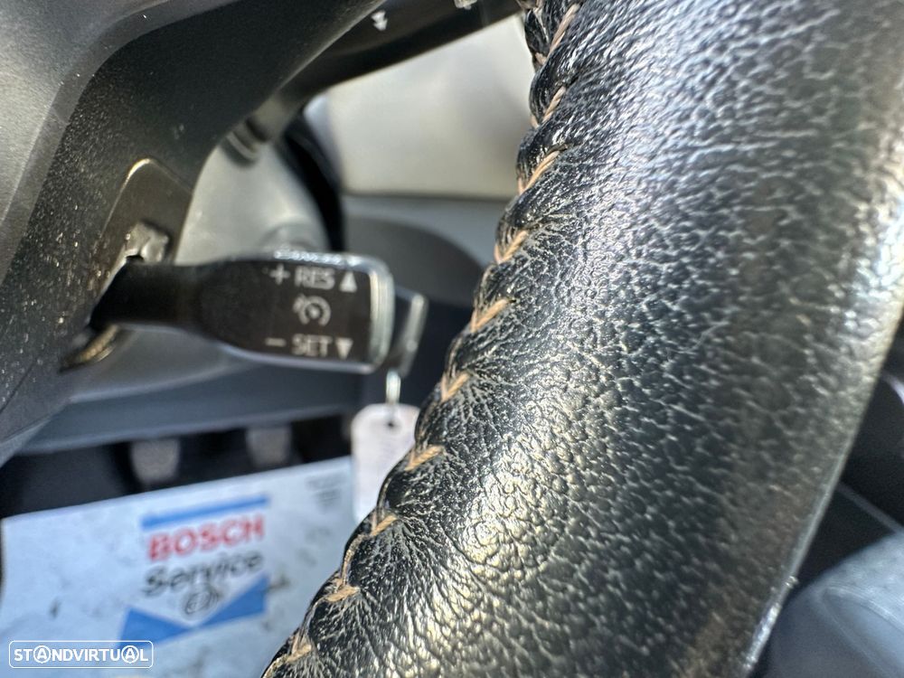 Toyota Yaris 1.0 VVT-i Comfort Plus - 18