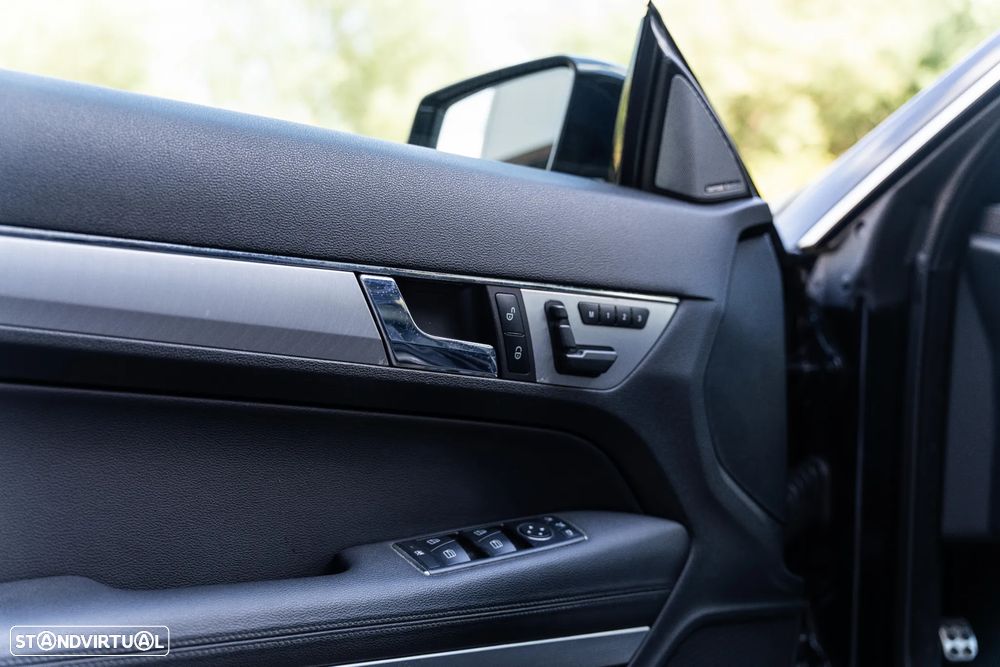 Mercedes-Benz E 250 CGi Avantgarde BlueEfficiency Auto - 4