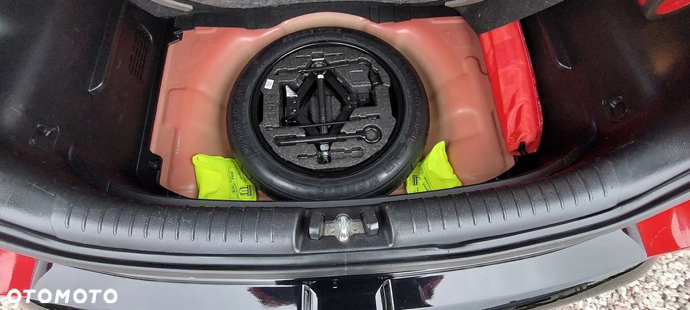 Kia Soul 1.6 CRDI L Business Line - 24