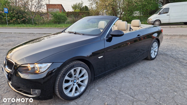BMW Seria 3 320d DPF Cabrio