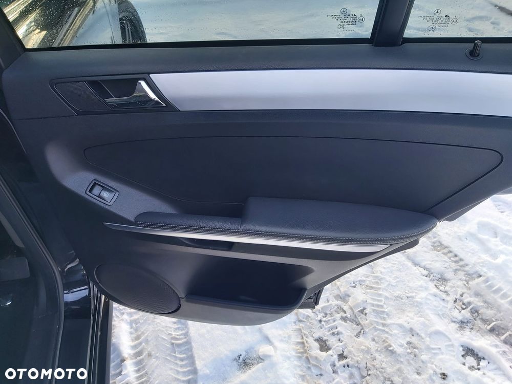 Mercedes-Benz ML 420 CDI 4-Matic - 15