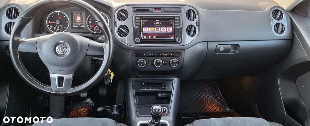 Volkswagen Tiguan - 9
