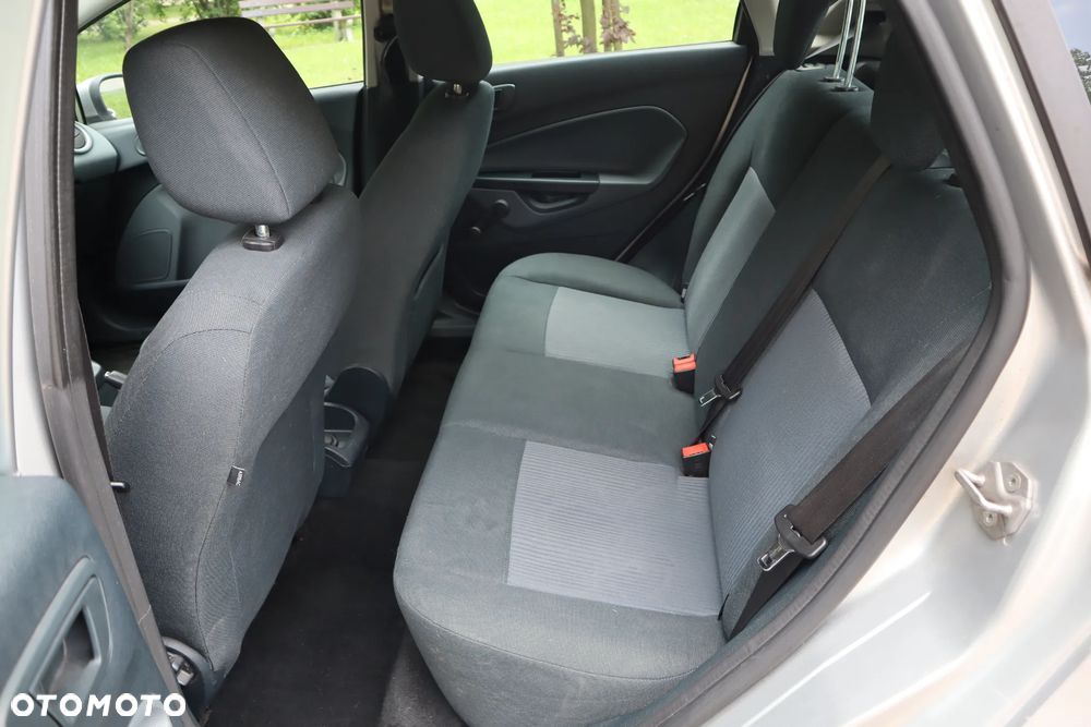 Ford Fiesta 1.25 Ambiente - 14